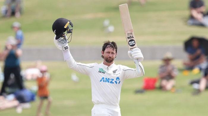 Devon Conway returns to New Zealand amid Test series against England