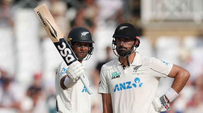 Ravindra put New Zealand on top after Archer scored twice in the third England Test