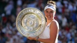 Noskova overcomes nerves to beat Muchova in Wimbledon final