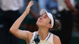 Linda Noskova pays heartfelt tribute to her late mother following Wimbledon triumph