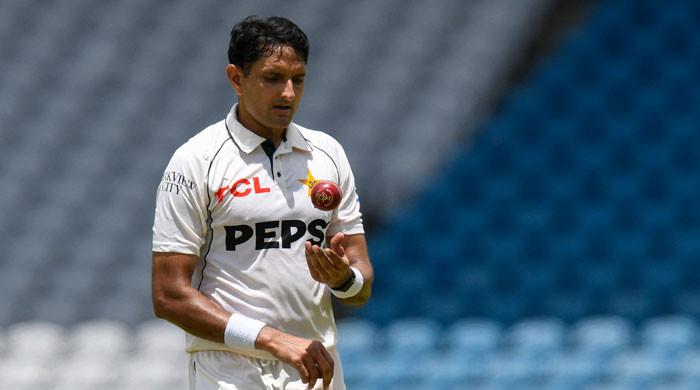 Mohammad Abbas outclassed Imran Khan with exceptional bowling