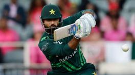 Tayyab Tahir signs short-term deal with Nottinghamshire Outlaws