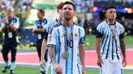 Claudio Tapia leaves Lionel Messi retirement decision entirely to Argentina star