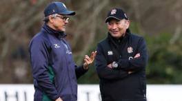 Les Kiss makes solid start as new Australia coach 