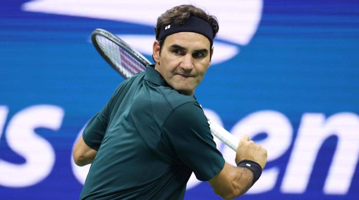 Roger Federer makes triumphant US Open return with two exhibition wins