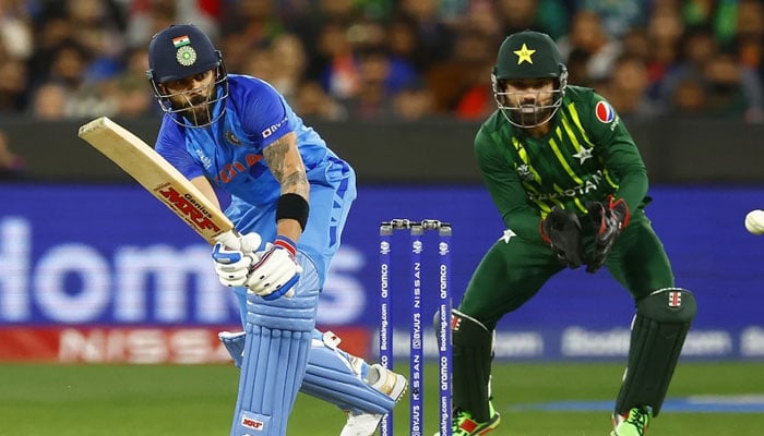 kya rawa baras australvi sarzameen par pak bharat takra mumin hai