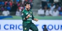 yorkshire nay faheem ashraf kay sath muahida tay karlia