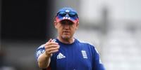 andy flower nay england ki coaching say mazrat karli